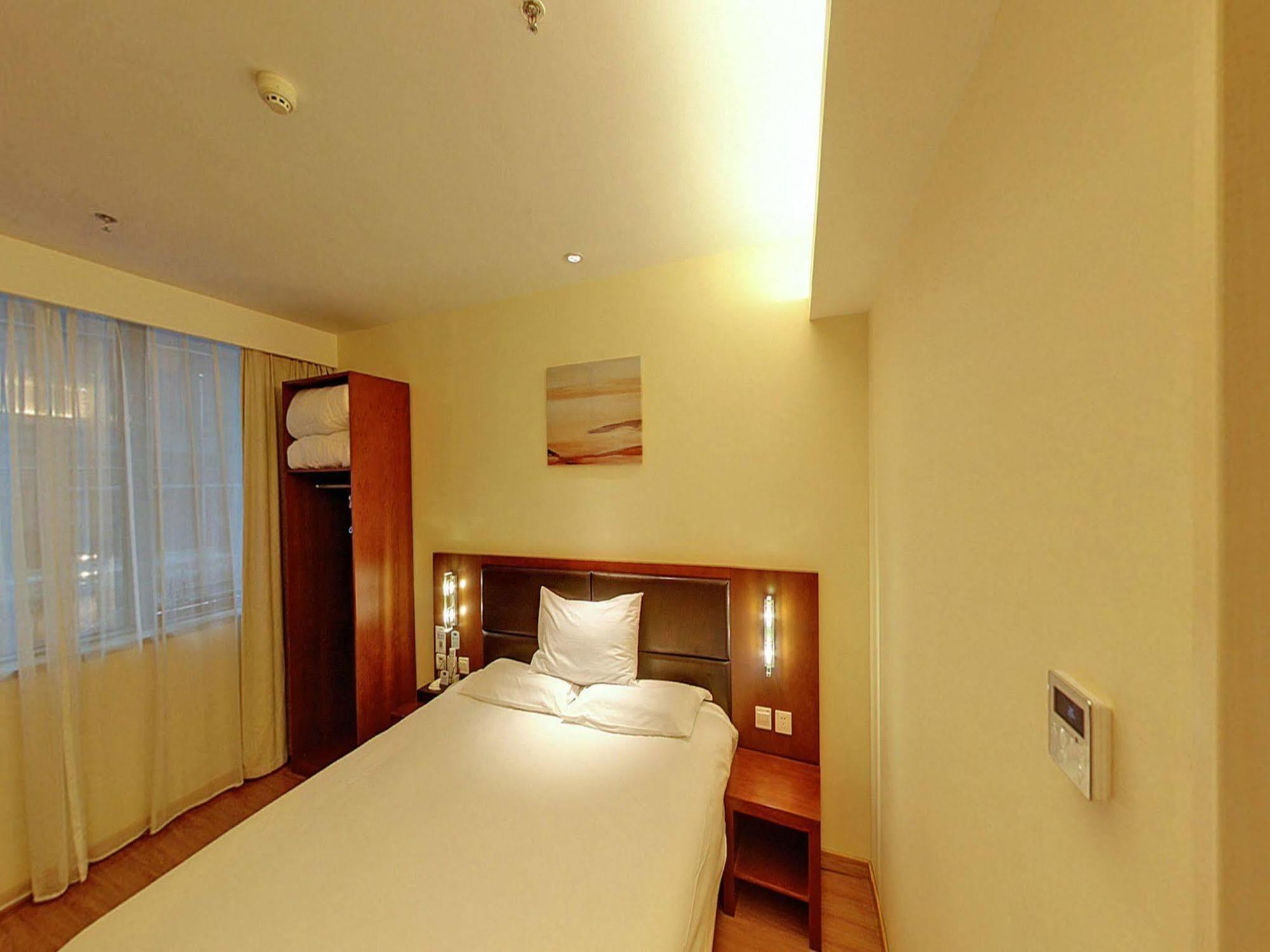 Ji Hotel Шанхай Экстерьер фото